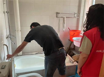 ��Ǹ��������ڲм���֮�������Ҹ�